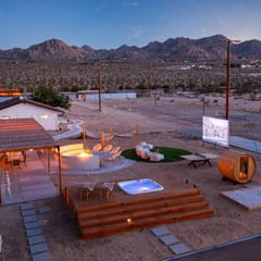 Moonstone Bungalow • Pool, Spa, Pickleball, Sauna