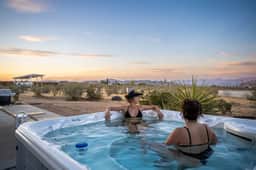 Jiro West - Private Pool & Stargazing Retreat - Image 2