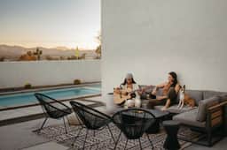 Aria • Fully-Fenced Pool & Hot Tub, Luxury Design - Image 5
