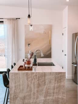 Noetic House • New Home with Gorgeous Views, Spa - Image 2