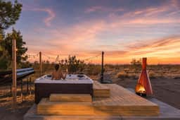 Flamingo Social Club • Boutique Luxury, Romantic Hot Tub with Fireplace - Image 2