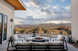 Solara Ridge • Serene Escape, Panoramic Views, Spa, and Cowboy Tub - Image 3