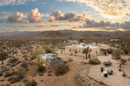 Roadrunner Ridge - Pool & Spa, 5 Acres w Boulders - Image 4