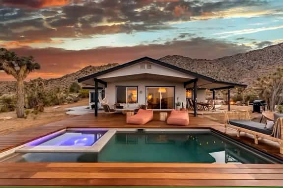 Overlook JT • Pool & Spa, Sweeping Views Near Park - Image 1