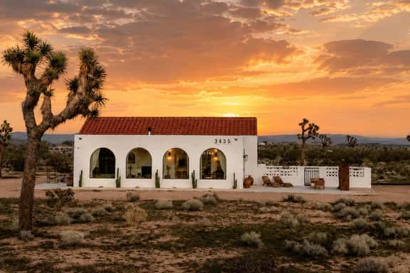 Iglesia Sol • Romantic Villa with Hot Tub & Views - Image 1