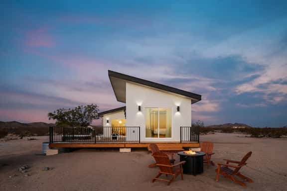 ShangriLa • 5-Acres, Hot Tub, Soak Pool, Firepit - Image 1