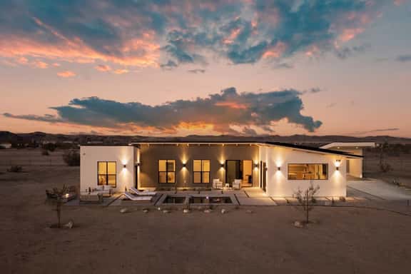 Alba • Pool, Spa, Fire Pit and Outdoor Movies! - Image 1