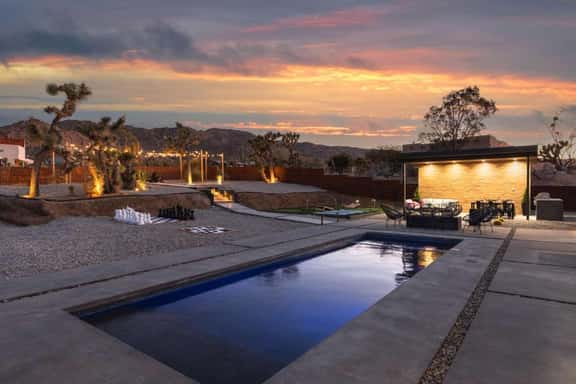 JT LUXE Compound - Pool, Spa, Lit Pickle, Sauna, Dome - Image 1