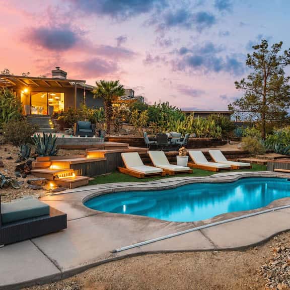 Botanicals • Pool, Hot Tub, Mini Golf, Fire Pit - Image 1