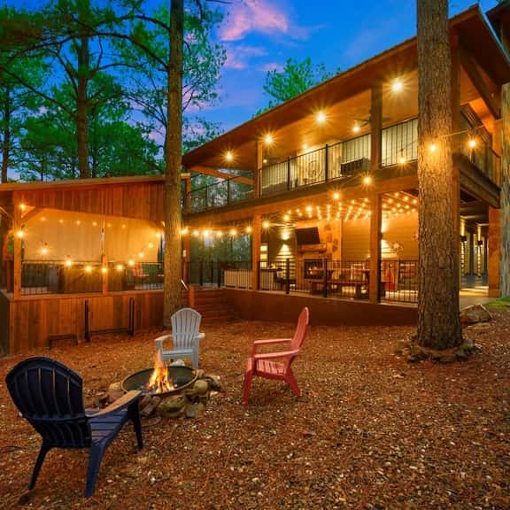 Smokin Buck • Hot Tub, Outdoor Fireplace & TV - Image 1