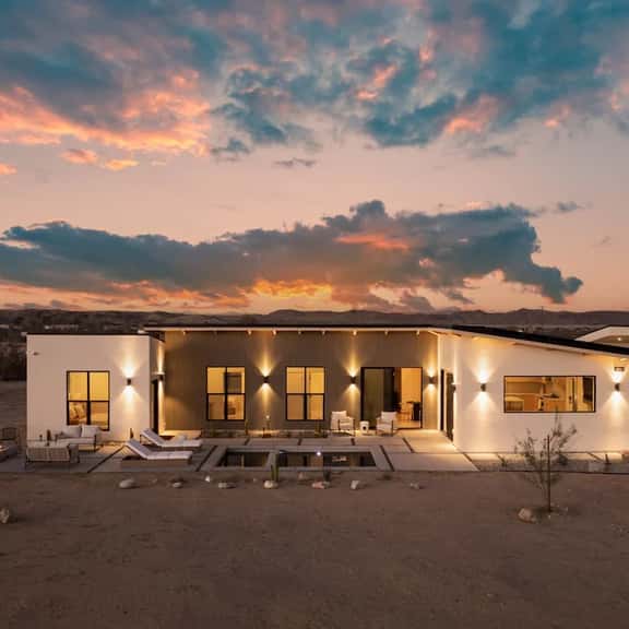 Alba • Pool, Spa, Fire Pit and Outdoor Movies! - Image 1