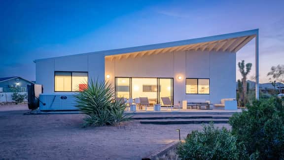 Jiro West - Private Pool & Stargazing Retreat - Image 3