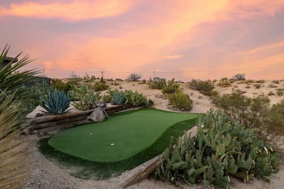 Botanicals • Pool, Hot Tub, Mini Golf, Fire Pit - Image 3