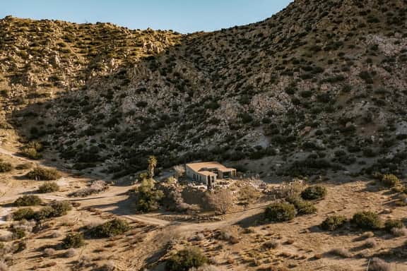 Heaven's Door • Pioneertown Modern, Spa, Boulders! - Image 5