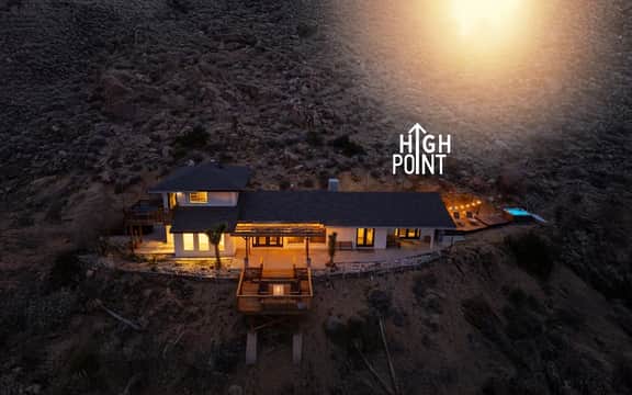 High Point · 6-Acres, Sweeping Views, Hot Tub - Image 5