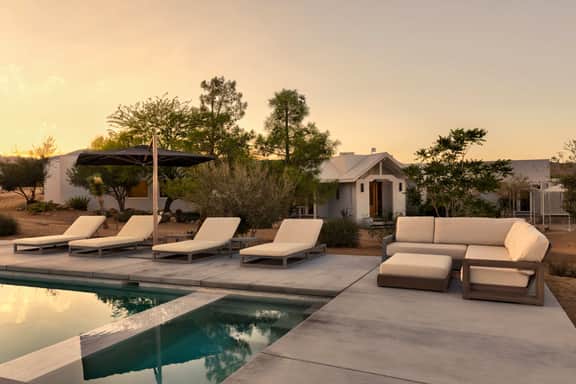 La Grange • 10-Acres, Pool, Spa, Western Luxury - Image 5