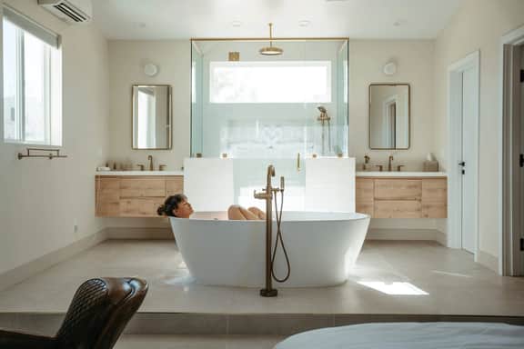 La Grange • 10-Acres, Pool, Spa, Western Luxury - Image 3