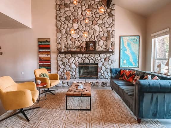 The Lodge • Walk into Joshua Tree Park, Huge Spa - Image 2