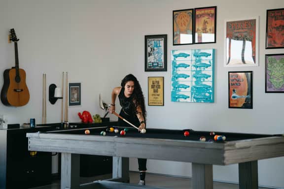 Kosen • Pool, Spa, Sauna, Golf Range, Pool Table - Image 4