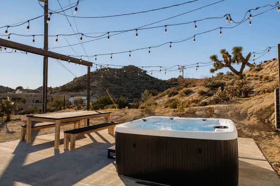 Solara Ridge • Serene Escape, Panoramic Views, Spa, and Cowboy Tub - Image 5