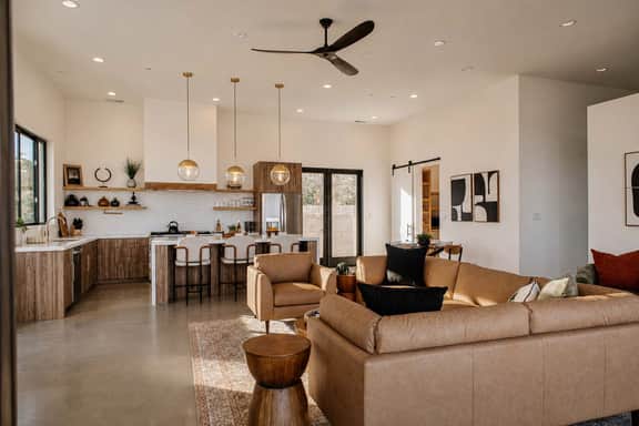 Solara Ridge • Serene Escape, Panoramic Views, Spa, and Cowboy Tub - Image 4