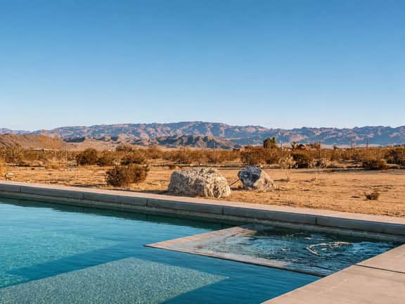 Lakeview Lodge • Remote Escape, 5-Acres, Pool, Spa - Image 2