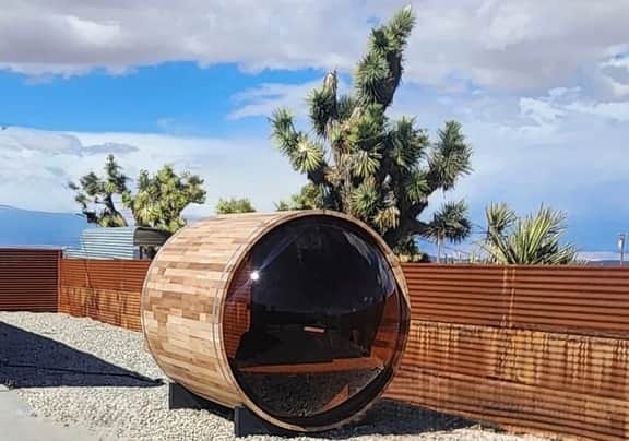JT LUXE Compound - Pool, Spa, Lit Pickle, Sauna, Dome - Image 5