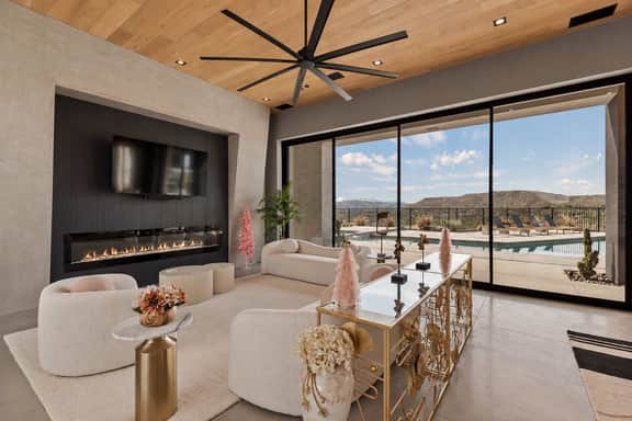 Elysium • Pool, Spa, Pickleball & Sweeping Views - Image 4