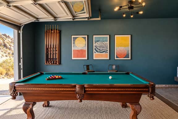 Gatherwell - 6-Acres, Pool & Spa, Hilltop Views - Image 4
